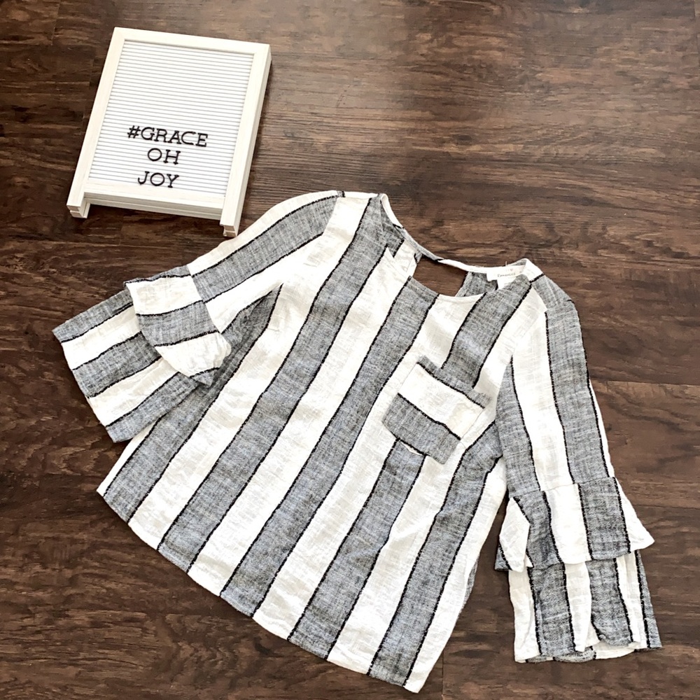 Black & White Top